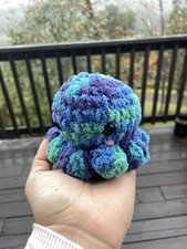 Soft Yarn Handmade Crochet Plushie Multicolor Blue Octopus Stuffed Animal 3  