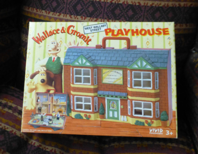Wallace & Gromit のPLAYHOUSE希少？