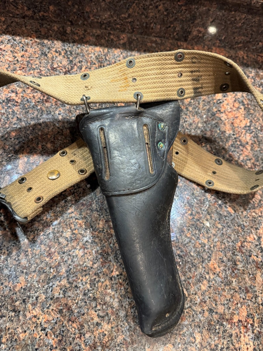 Original USGI WW2 US Army M1916 Colt 1911 Holster With M1912