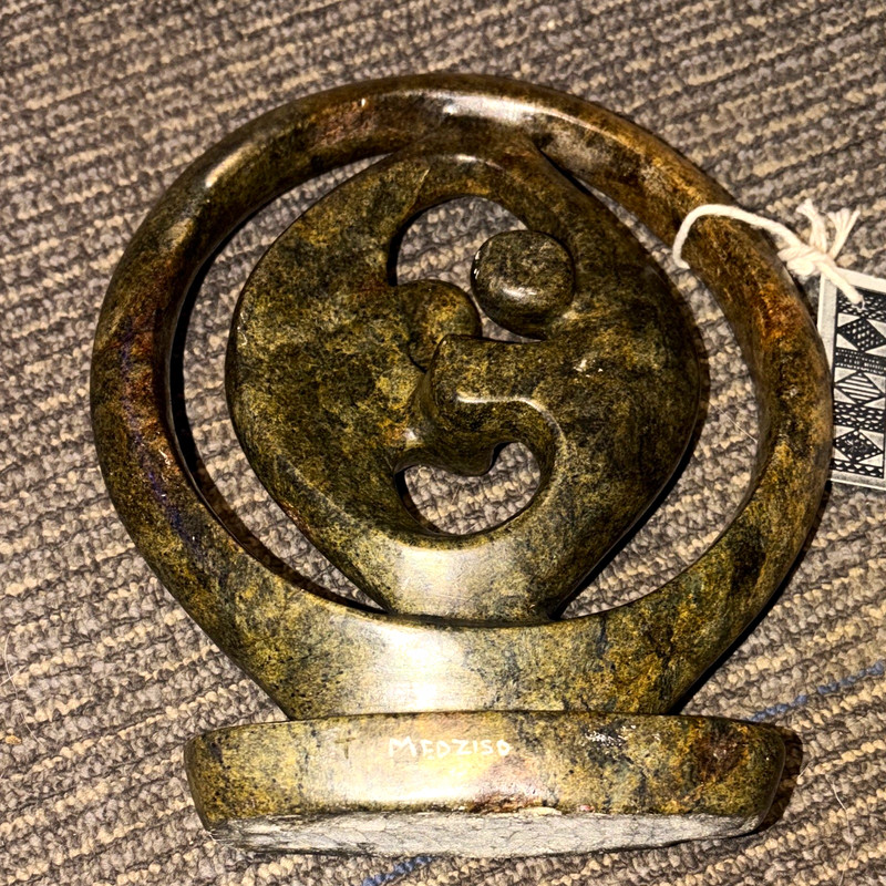 Batani Collectables Shona Art Zimbabwe Stone Sculpture Signed "MEDZISO"