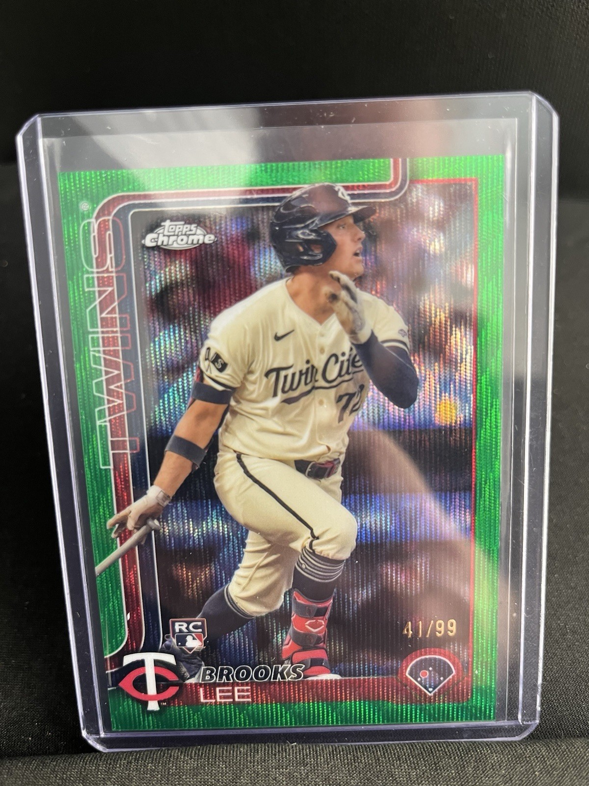 2025 Topps Chrome - Brooks Lee #234 Green Wave Refractor /99 (RC)