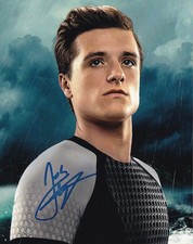 JOSH HUTCHERSON signed autograph 20x25cm THE HUNGER GAMES in person autograph