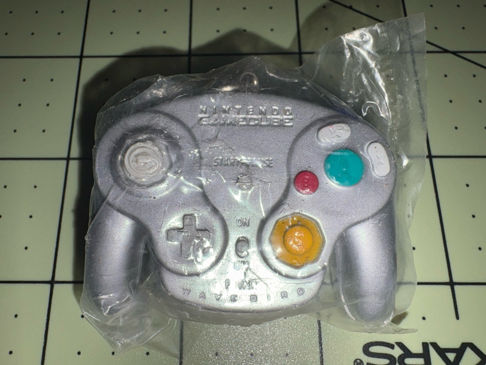 Nintendo Gamecube GCN Sealed Wavebird Controller Promo Keychain Vintage NEW