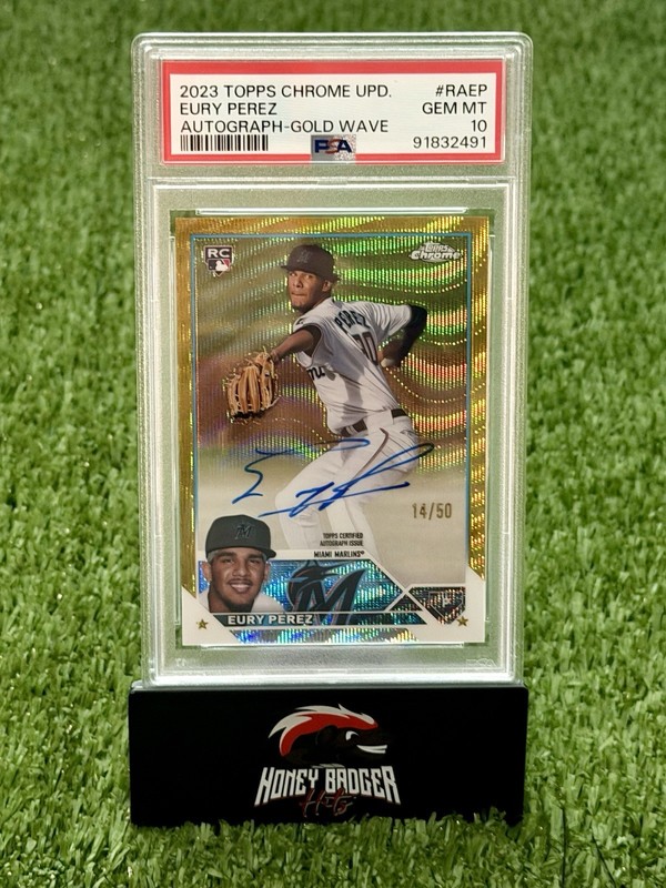 2023 Topps Chrome Update Eury Perez Gold Wave Auto Refractor /50 Rookie PSA 10
