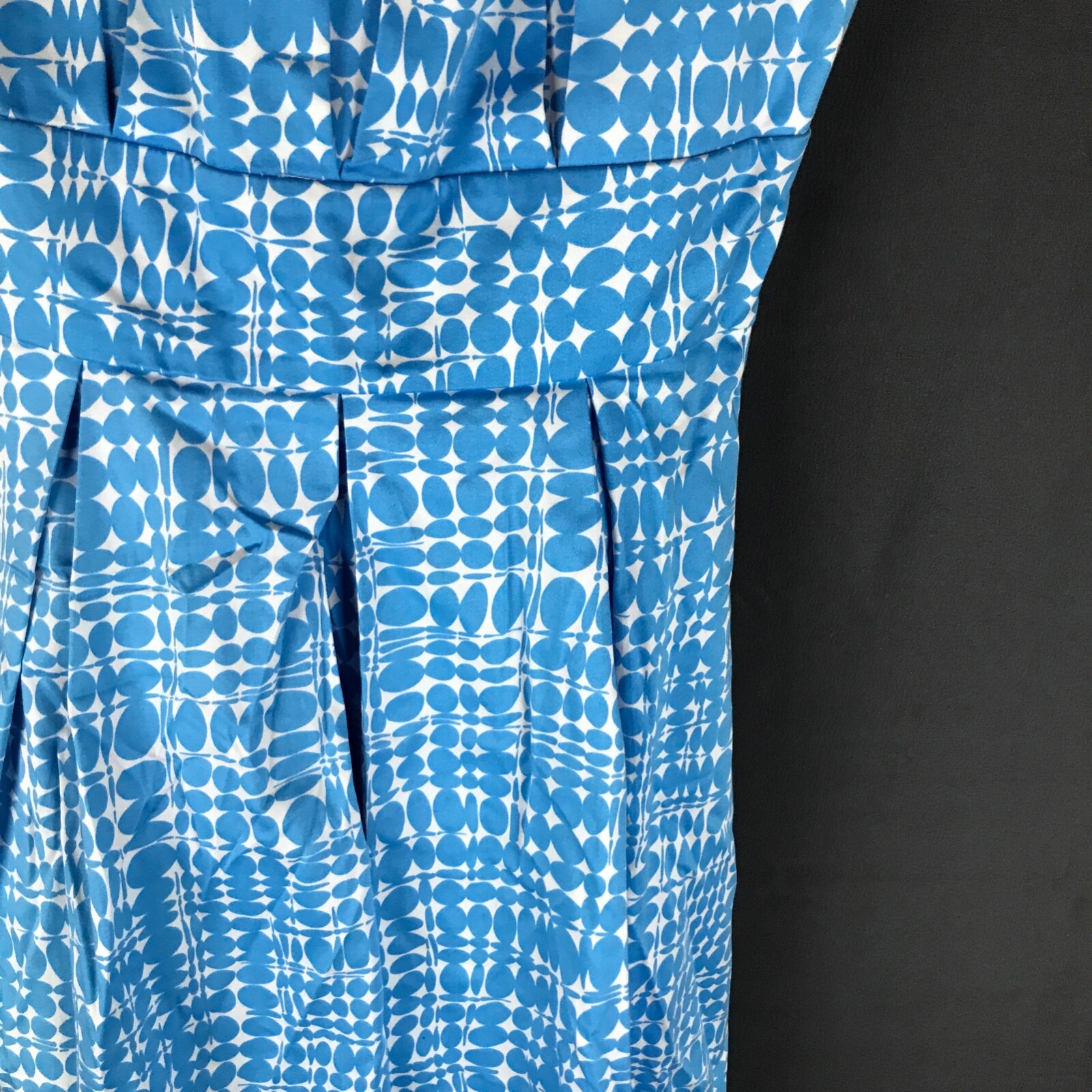 Calvin Klein Blue White Circles Sleeveless Sheath Dress See Photos/Description thumbnail 4