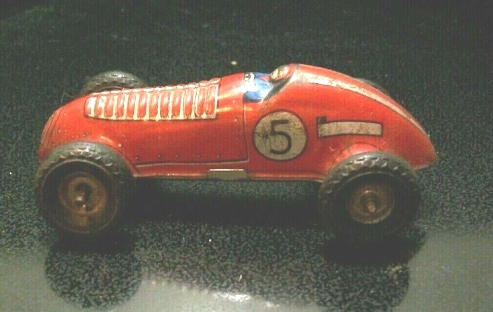VINTAGE 1950 GAMA TIN TOY FRICTION POWERED RACE CAR #5 w/DRIVER 3 1/2