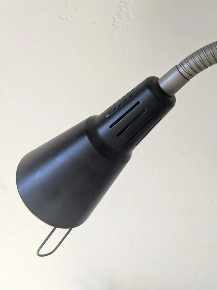 Lámpara de pie vintage Ikea Kvart cuello de cisne negra diseño Hagberg  Foto 2 de 4
