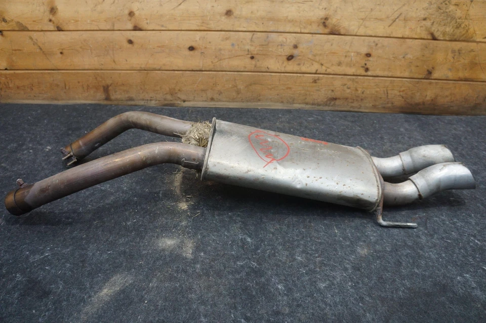 Rear Exhaust Muffler Silencer Tail Pipe 5245788 Dodge Viper Gen 2 1997-02 *Note* - Image 2 of 4
