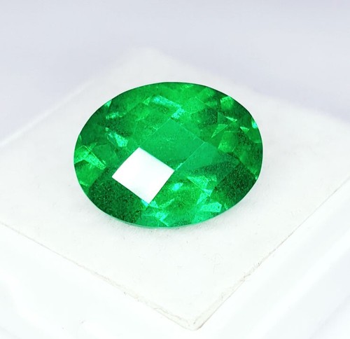 Natural Green Emerald 10 Ct Certified Oval Transparent Loose Gemstone Gem W08 - Imagen 4 de 9