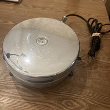 Vintage Toastmaster Waffle Iron Maker Baker C...