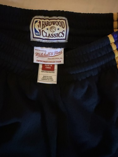 Mens Mitchell & Ness NBA Reload Swingman Short Lakers 1996 - Picture 3 of 5