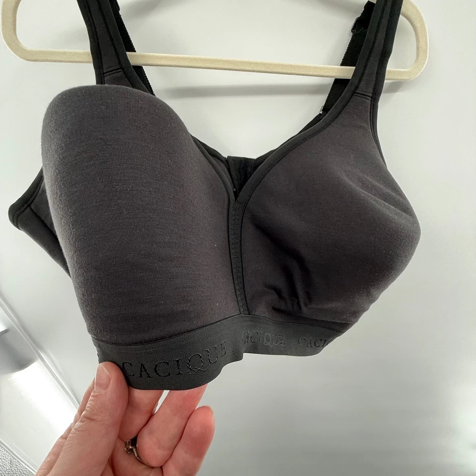 Sujetador Cacique ligeramente forrado cobertura completa 44DD negro cómodo soporte elástico Foto 2 de 4