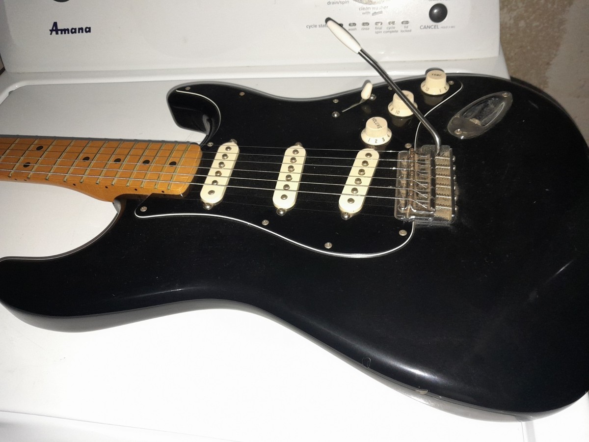 ギター fender roadworn stratcastar50s Fender Road Worn '50s Stratocaster Electric Guitar Black