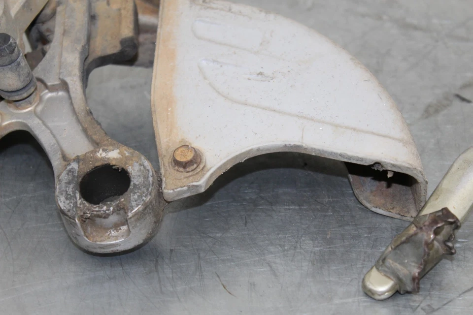 04 2004 YZ250F YAMAHA YZ 250F OEM REAR BACK BRAKE CALIPER MASTER ASSEMBLY HOSE - Image 2 of 4