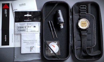 Suunto D9 mit Zulu-Band, Sender und Zubehör   1A-Zustand