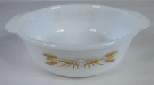 Fire King Anchor Hocking Golden Wheat #447 8" Round 1.5 Qt Casserole/Baking Dish