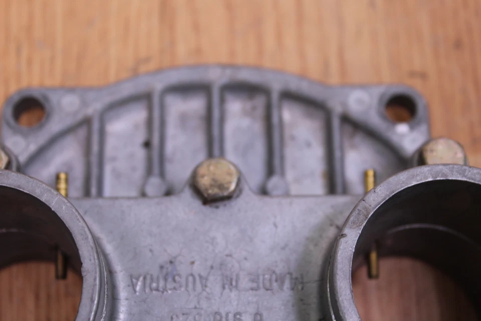 Bota colector de admisión Ski-Doo Formula Mach 1992 1 Foto 3 de 4