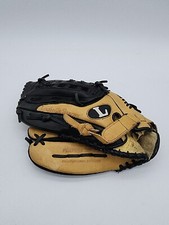 LOUISVILLE SLUGGER LP1350 ADULT BASEBALL GLOVE 13.5 IN. LEFT HAND THROW