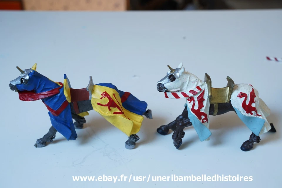 2 figurines Plastoy chevaliers avec chevaux - Photo 2/4