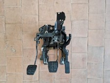 Vw Passat B4 Brake Pedal Hydraulic Clutch Assembly Box 02a Lhd