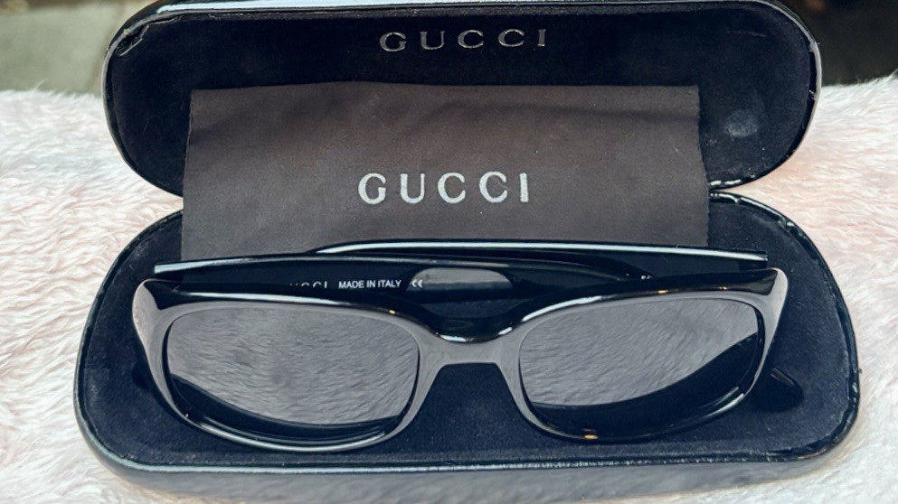 Authentic Vintage 90s GUCCI Sunglasses GG 2452/S - Tom Ford Era