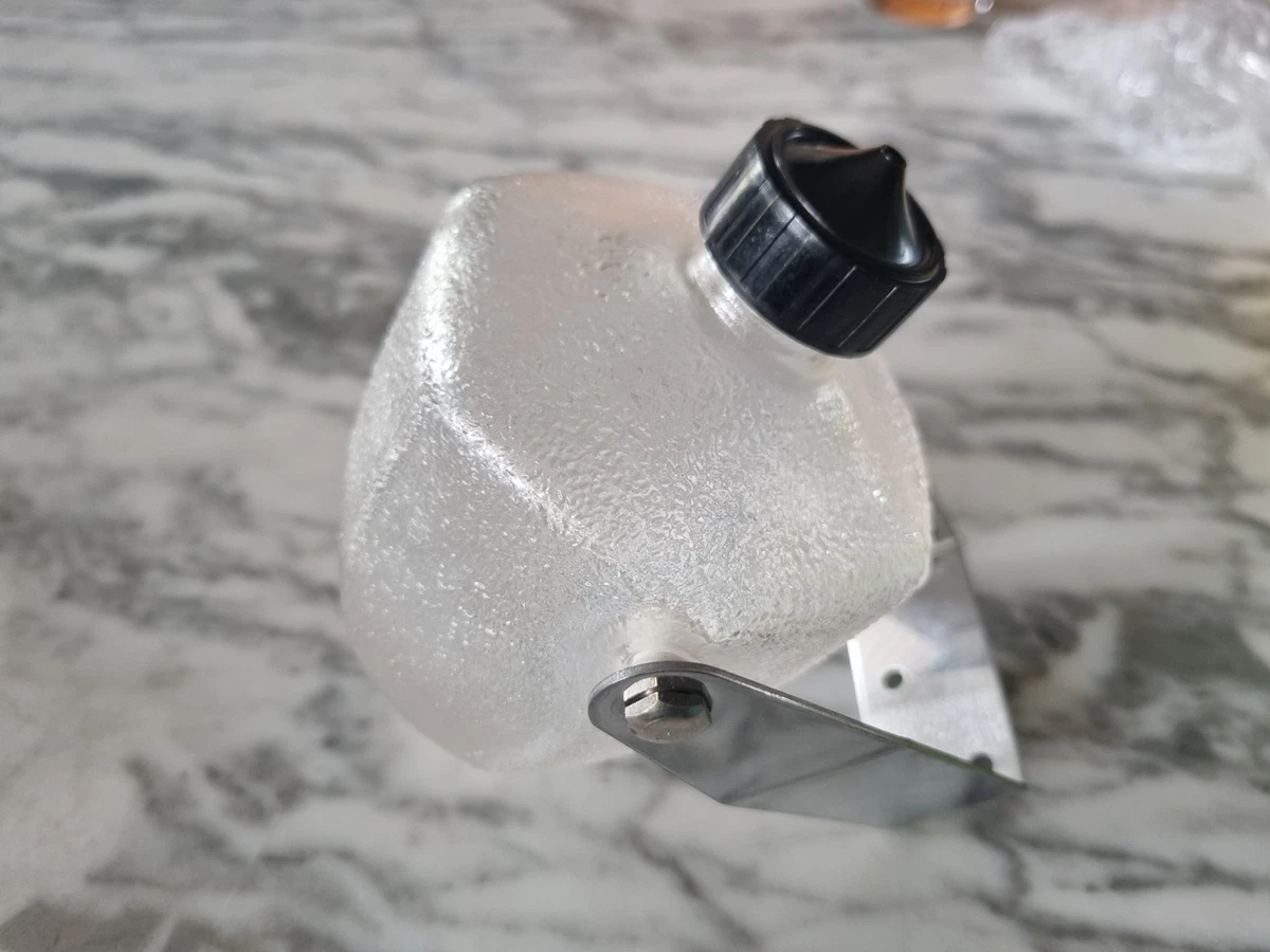 ANCIEN DISTRIBUTEUR DE savon SNCF EUR 60,00 - FR