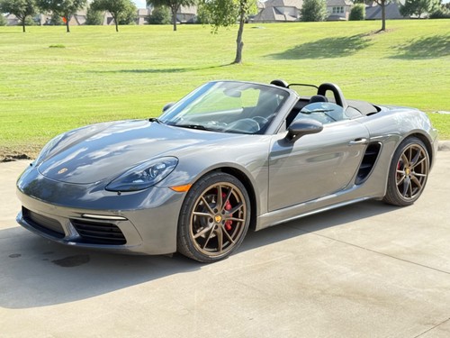 2017 Porsche 718 - Picture 9 of 26