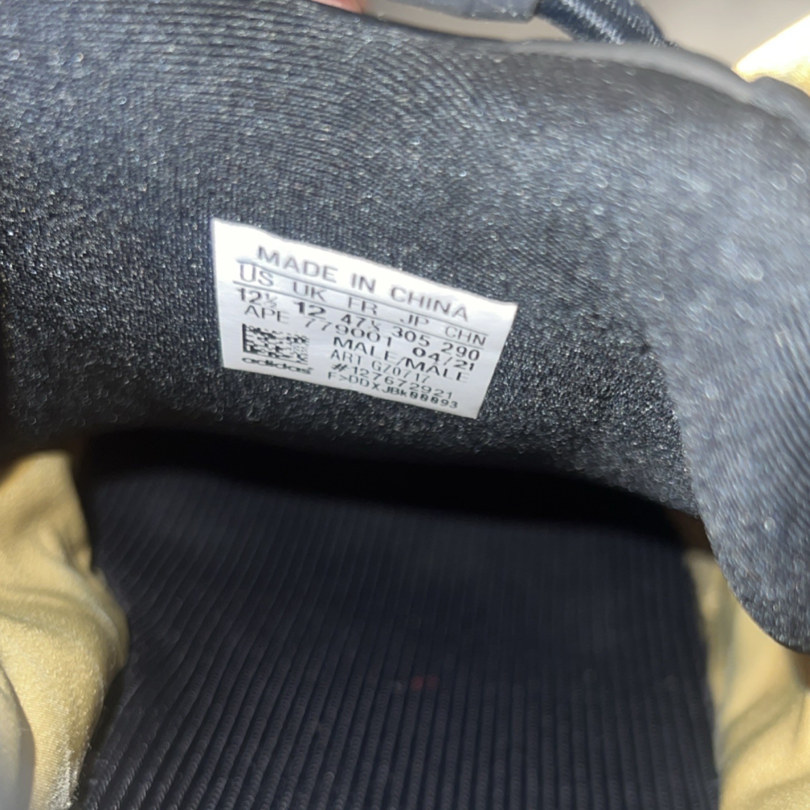 adidas Yeezy Boost 700 MNVN Honey Flux GZ0717 Yellow Black Gray Sneaker thumbnail 5