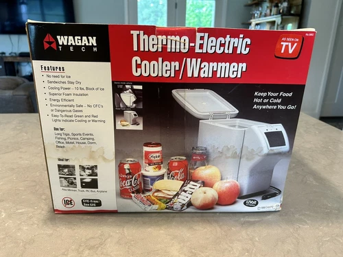 Wagan Tech 12V Thermo-Electric Cooler/Warmer Personal Frig Portable 13"x7"x9.5"