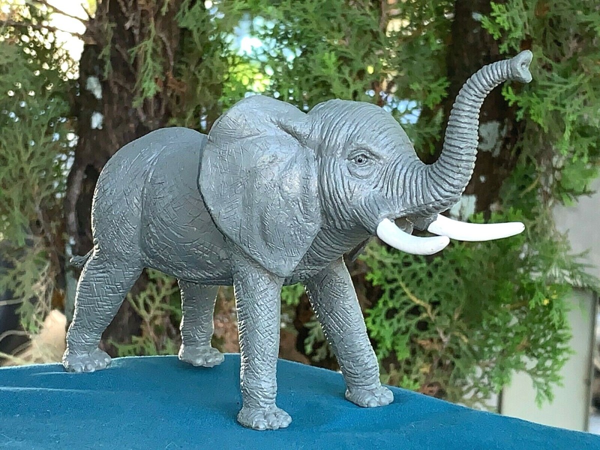 Boley Beautifully Detailed African Elephant Safari Animal 6
