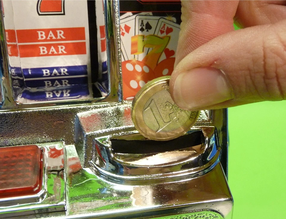 XL SLOTMACHINE Geld-Spielautomat Einarmiger Bandit Spardose Sparschwein 69-1219  - Bild 2 von 4