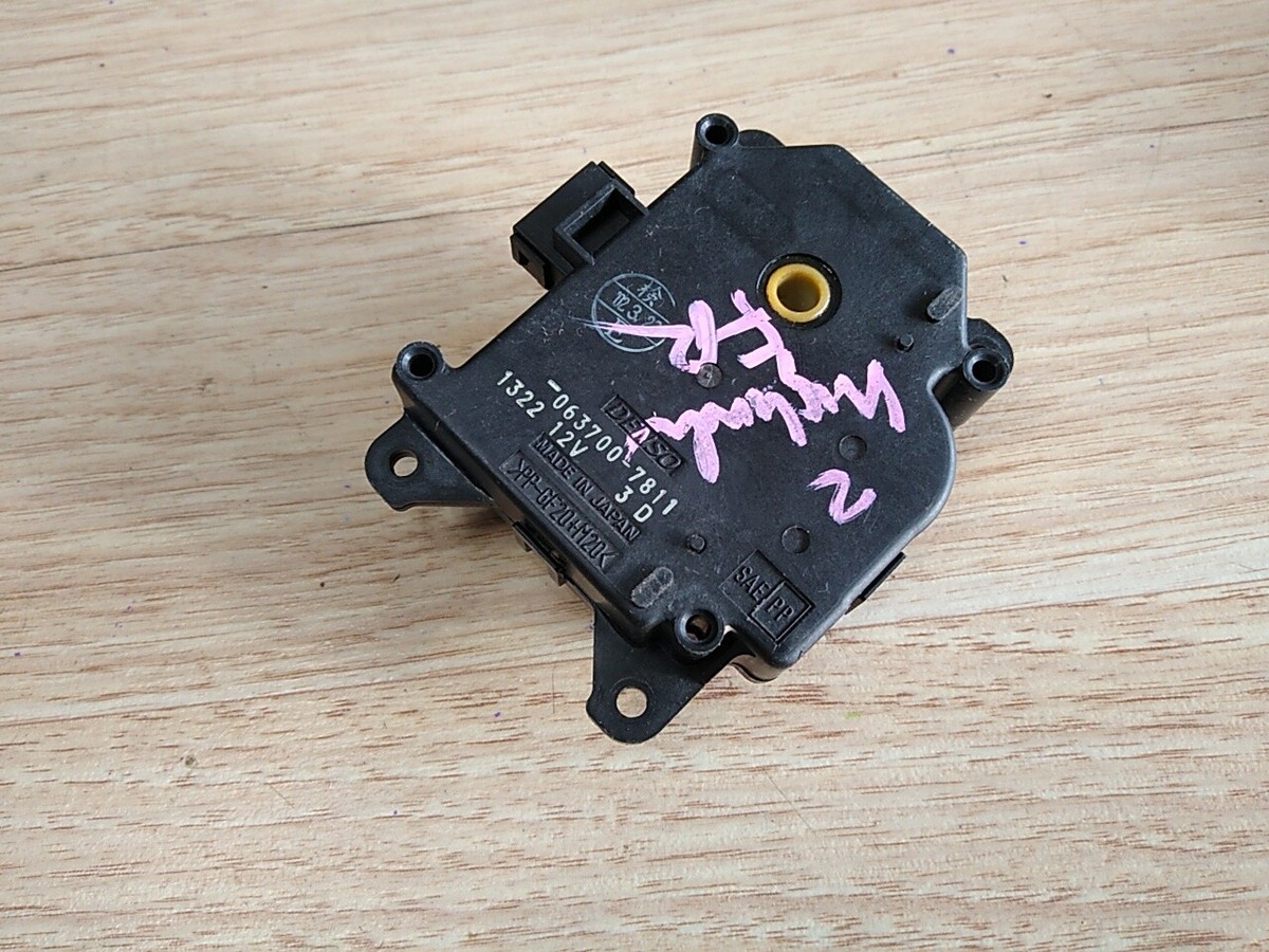 2001-2004 toyota highlander right actuator aw063700-7811 063700