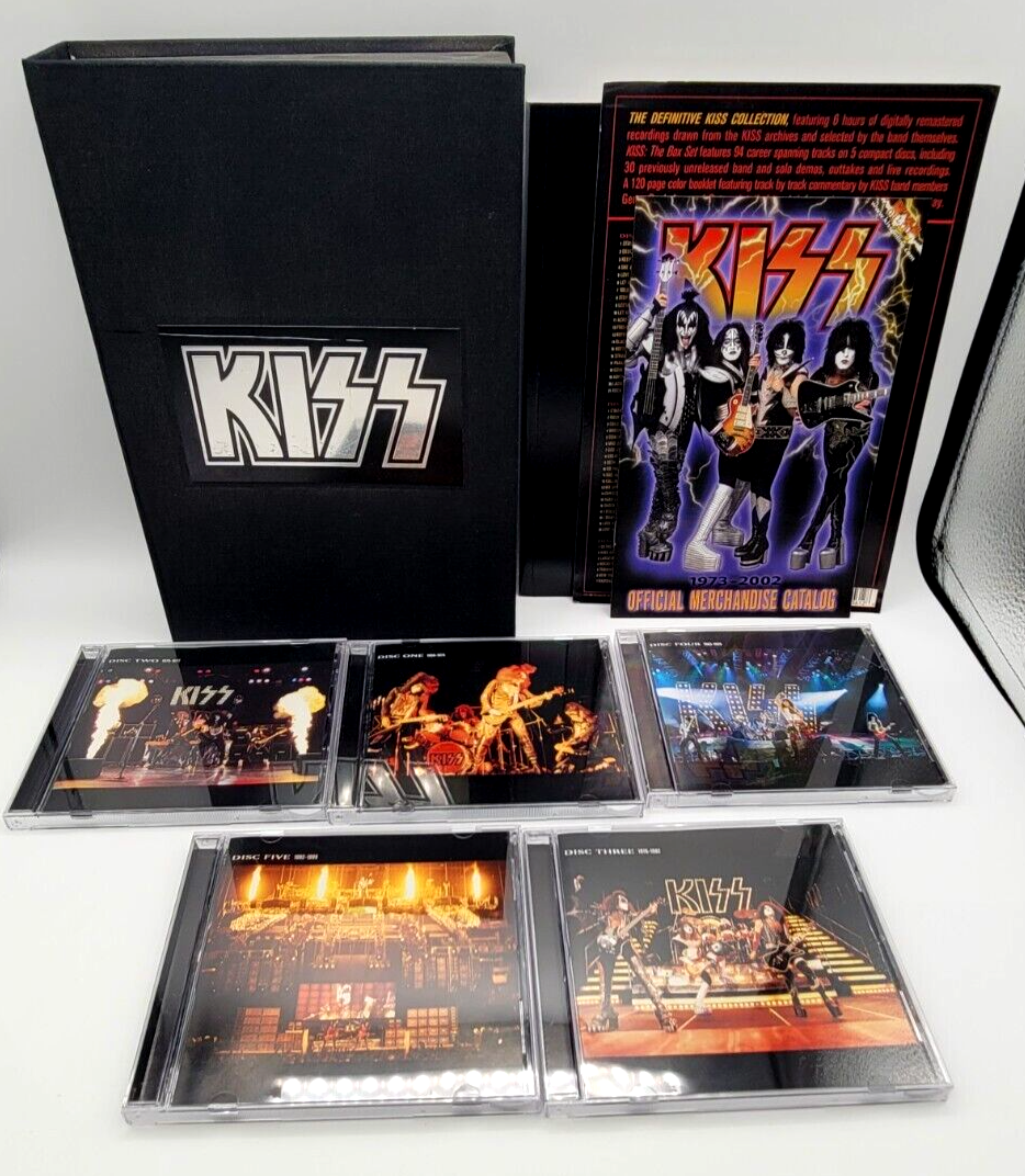 KISS - THE DEFINITIVE KISS COLLECTION BOX SET 5 CDS, BOOK KISS - THE DEFINITIVE KISS COLLECTION BOX SET 5 CDS, BOOK