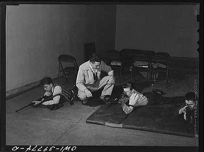 Washington, D.C. Walter Spangenberg giving some pointers to new members of the