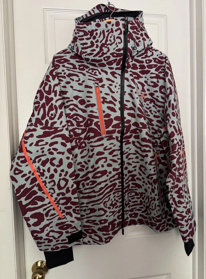 Chaqueta para mujer Adidas $700 Stella McCartney x Terrex grande TrueNature 2L IW3867 Foto 3 de 4