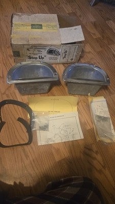  2 Nos SUPERIOR  Step Up Pickup  step S. Chevy Ford
