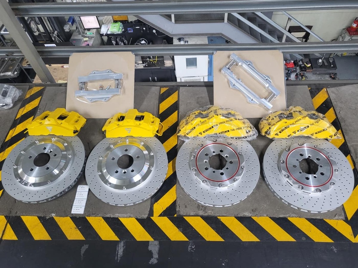 BIG BRAKE KIT FRONT 8P (380×34) + REAR 4P (380×31) for BMW 328i