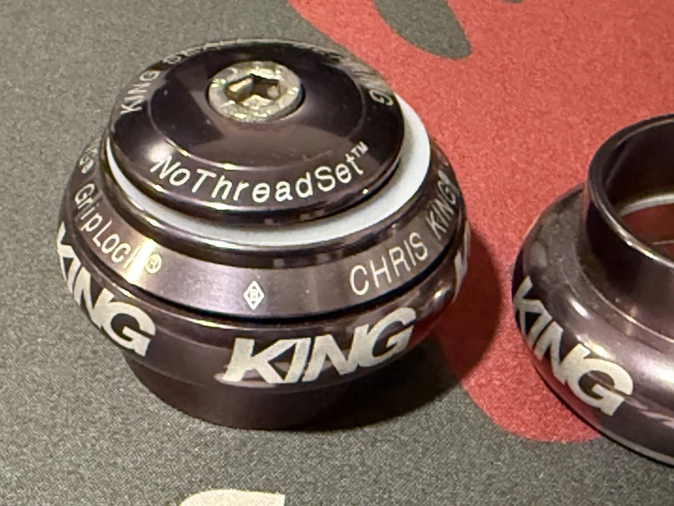 Auriculares Chris King NoThreadSet 1-1/8" Peltre Fuera de Producción Nuevos Foto 2 de 3