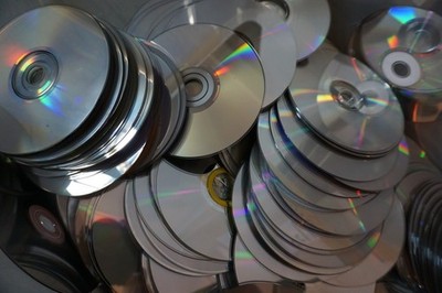 500 Stück CDs und DVDs zum Basteln | Deko | Bastelmaterial Dekorieren Konvolut