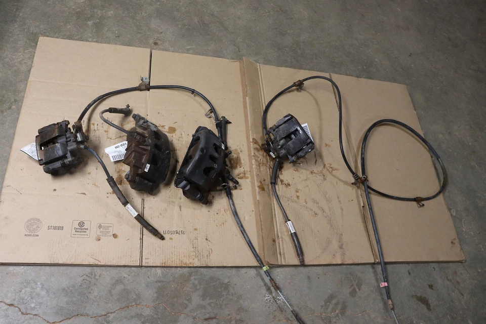 2013-2016 FORD EXPLORER PINÇA DE FREIO DIANTEIRA TRASEIRA ESQUERDA E DIREITA CONJUNTO DE 4 FABRICANTE DE EQUIPAMENTO ORIGINAL - Imagem 3 de 4