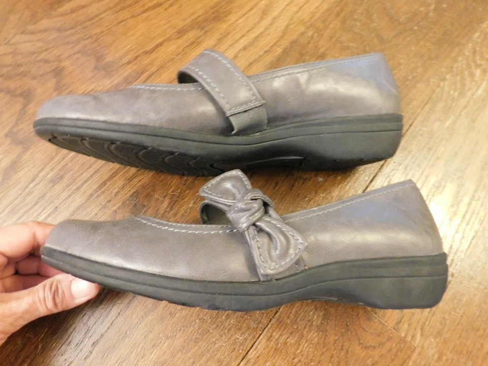 Arco lateral Easy Street Comfort Wave gris Mary Jane correa talla 8,5 WW (extra ancho) Foto 3 de 4