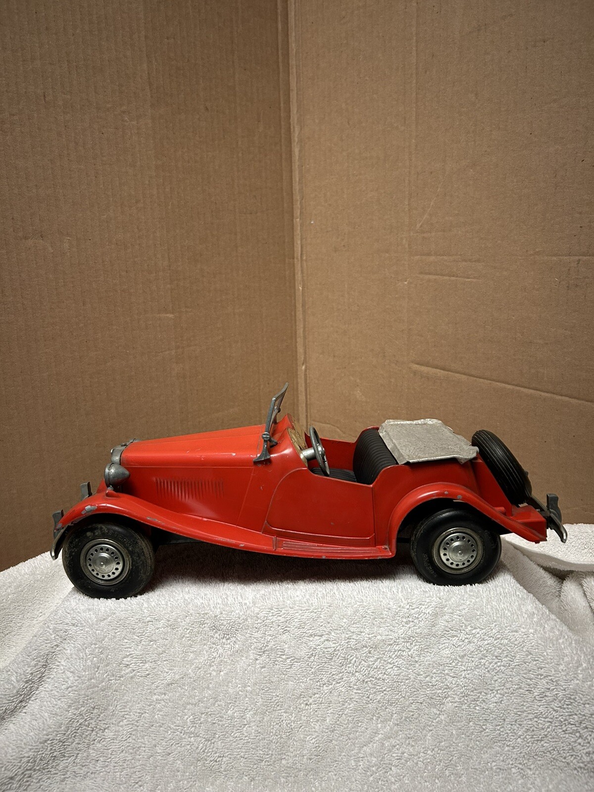 VINTAGE DOEPKE MODEL TOYS MG-TD METAL 1950'S RED