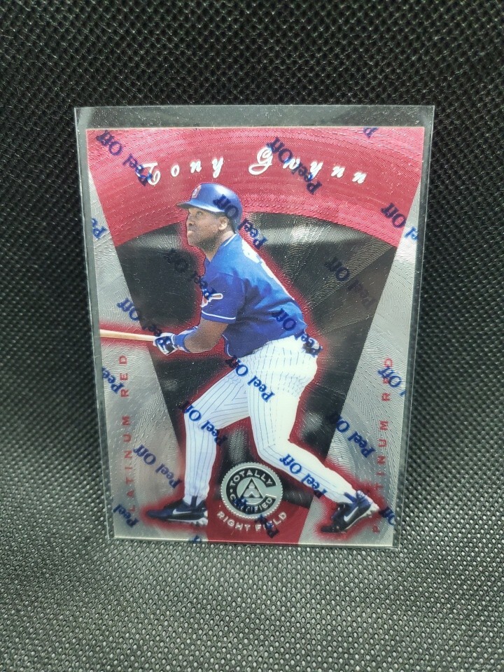 Tony Gwynn 1997 Pinnacle Totally Certified Platinum Red 2707/3999