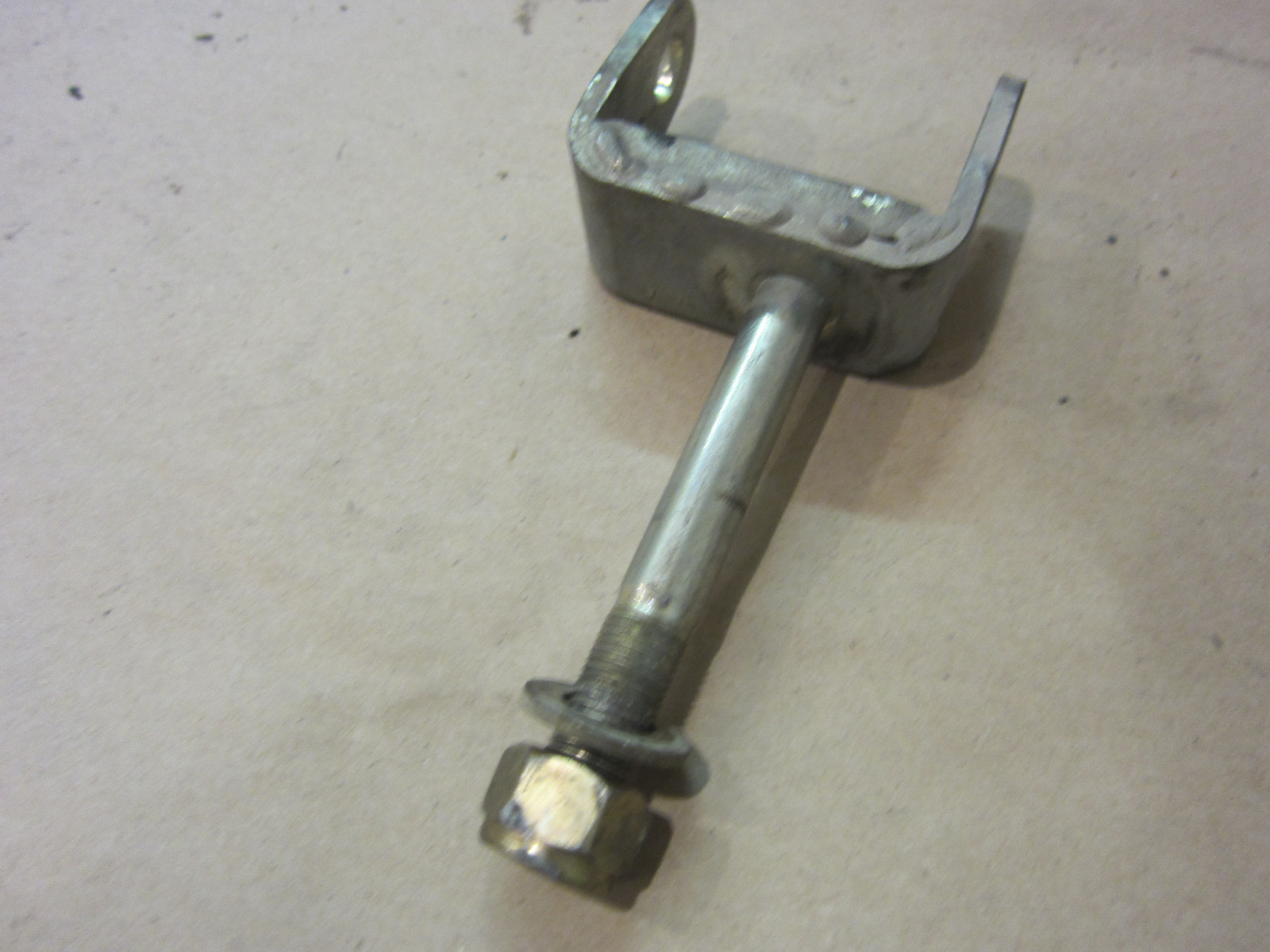 Maserati 4200 -  Rear Suspension/ Rear Fork For A-Arm  # 196522