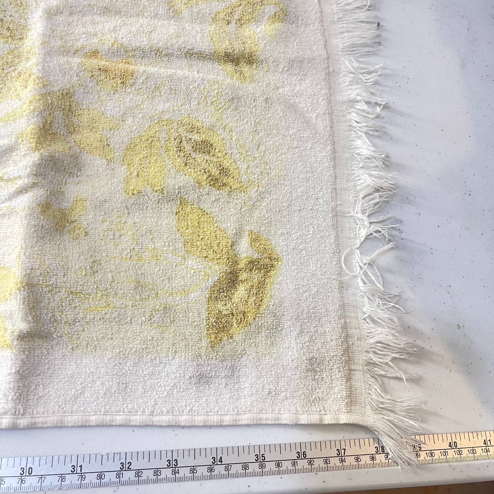 vtg royal treasure bath towel yellow flowers blend rectangle usa