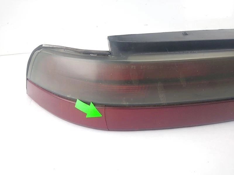 BUICK REATTA COUPE Complete Rear Tail Light Lamp Fits 1988 1989 1990 1991 - Image 2 of 4
