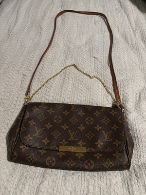 Louis Vuitton Favorite MM Monogram Crossbody Bag