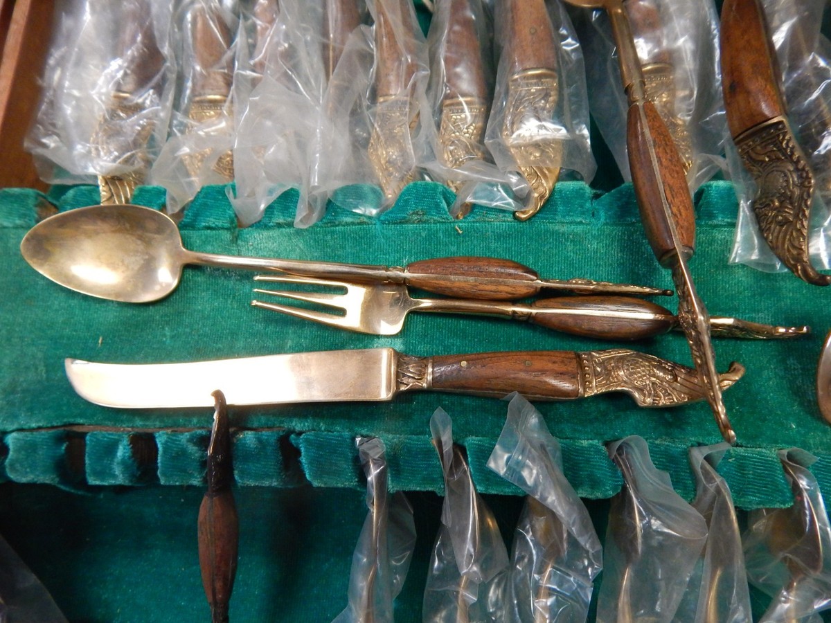 VINTAGE RARE SIAM BANGKOK DRAGON HEAD BRASS WOOD FLATWARE SET 99