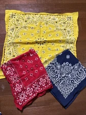Vtg 3 HAV-A-HANK & Color Fast , USA Yellow  Red Blue Paisley Bandana rn #s
