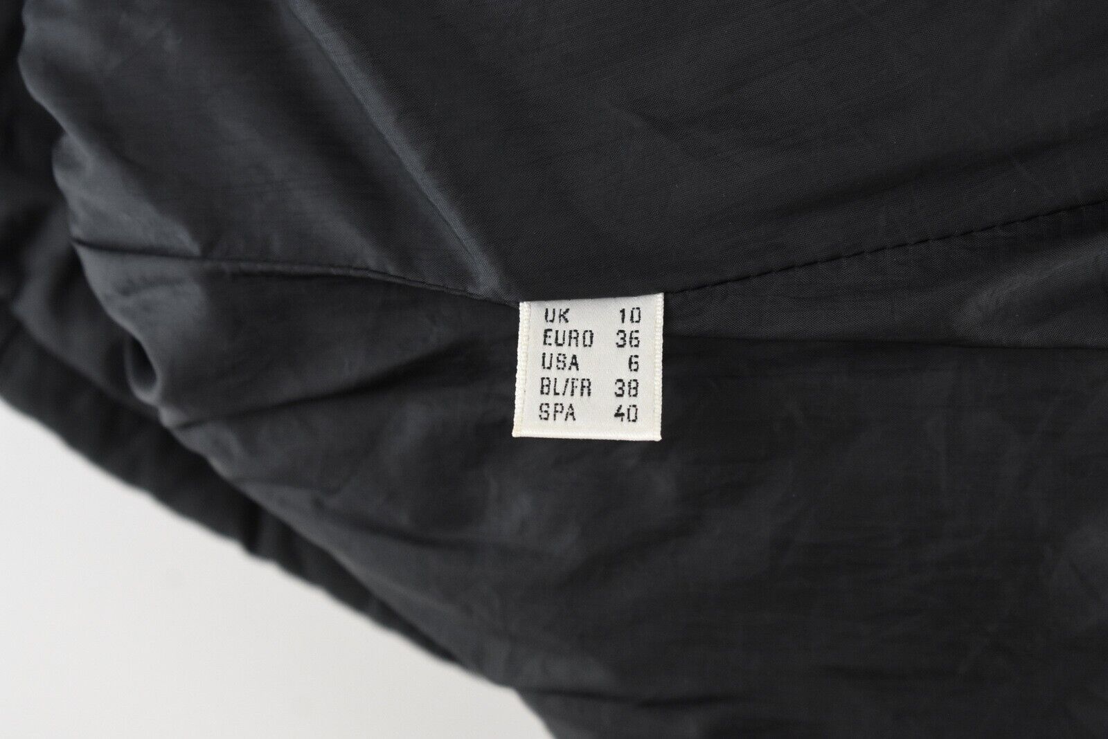 BARBOUR L18 Shaped Microfibre Quilt Short Jacket … - image 8